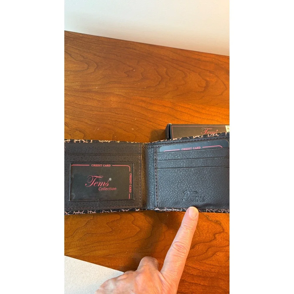 Tems Collection Western Bifold Wallet Black Croc Embossed Longhorn Concho